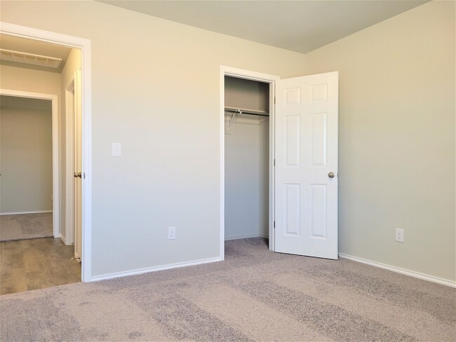 Building Photo - 21215 Winding Brook
