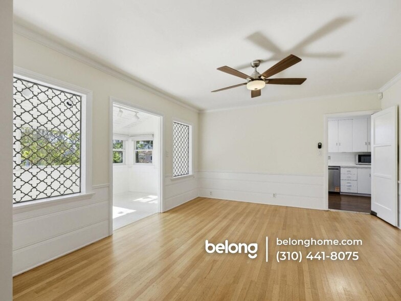 Building Photo - 10537 Rochester Ave