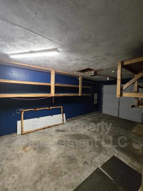 Building Photo - 635 N Andover Rd