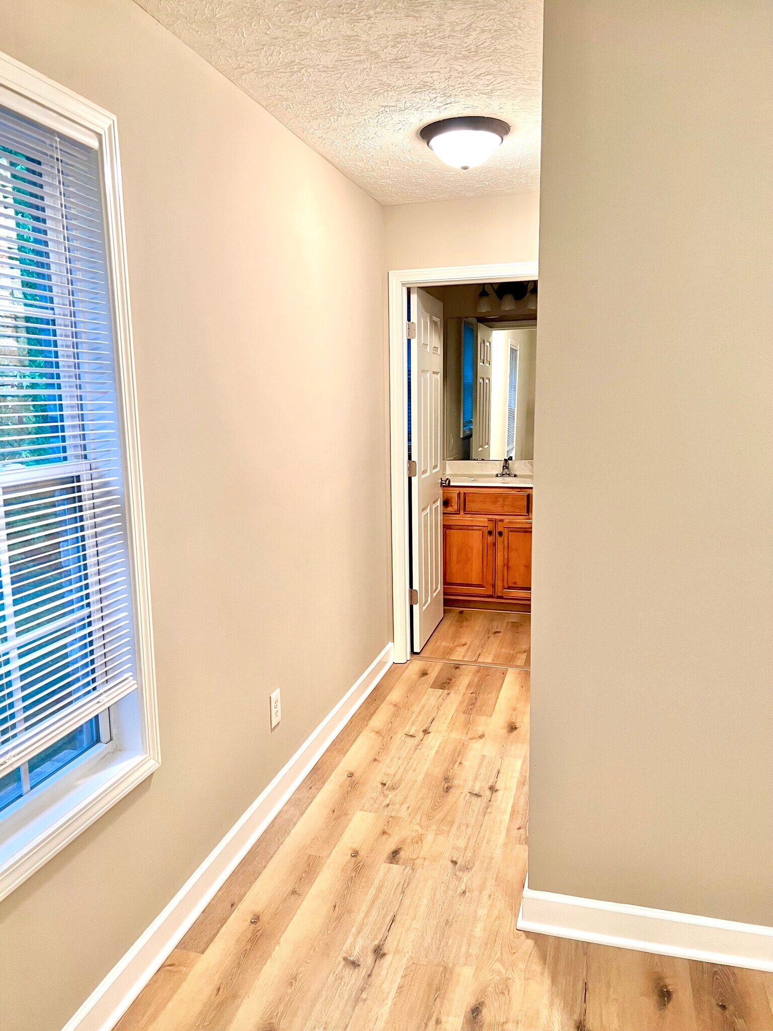 Building Photo - 161 McFadin Station St