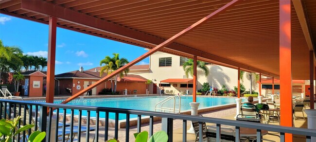 Building Photo - 4070 Exeter