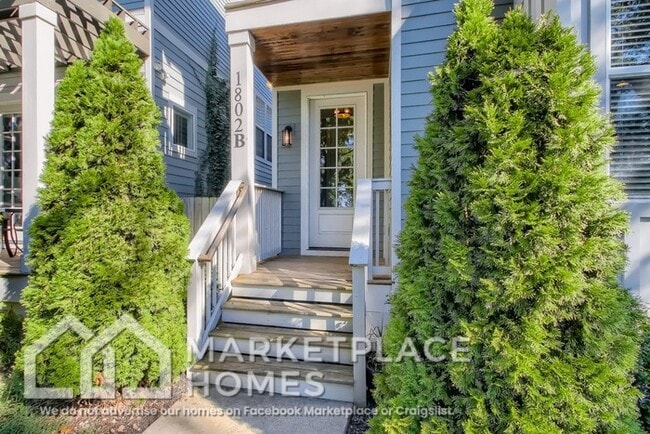 Building Photo - 1802 Porter Ave