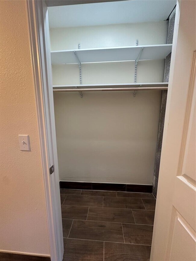 Building Photo - 170 Interstate Dr