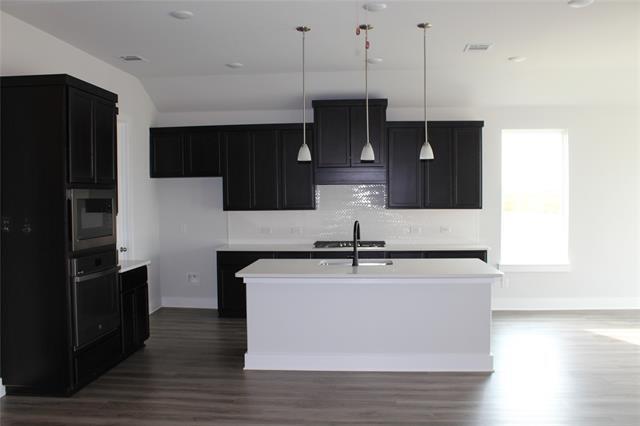 Building Photo - 1821 Briar Rose Dr