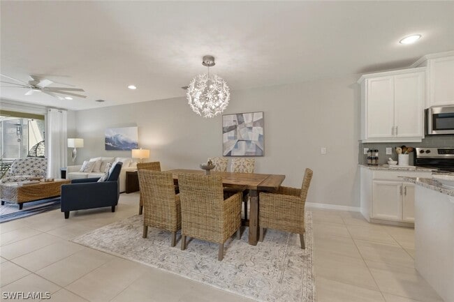 Building Photo - 14827 Edgewater Cir