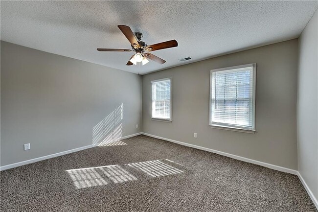 Building Photo - 48 Bethnal Way