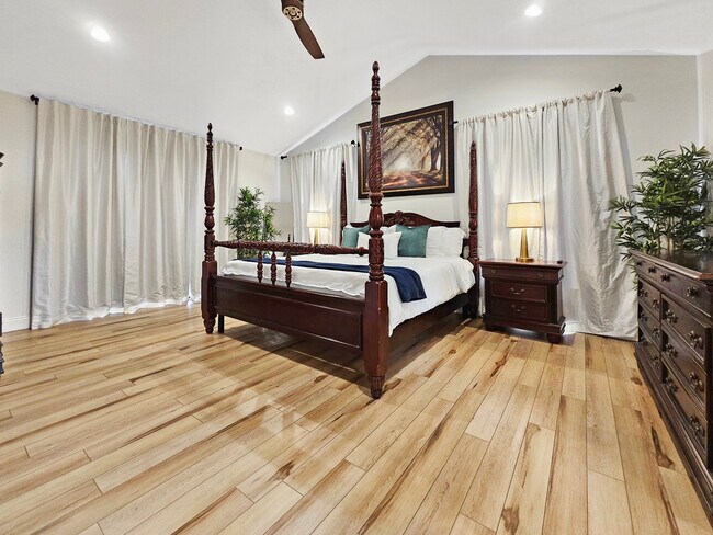 Building Photo - 11402 Suncreek Pl