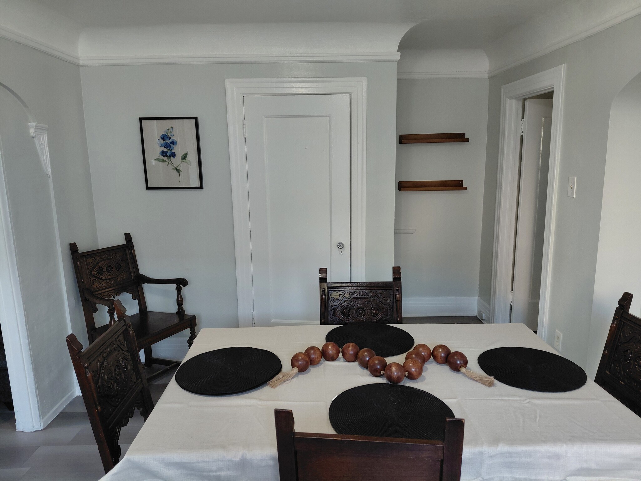 Building Photo - 2627 Buckingham Rd