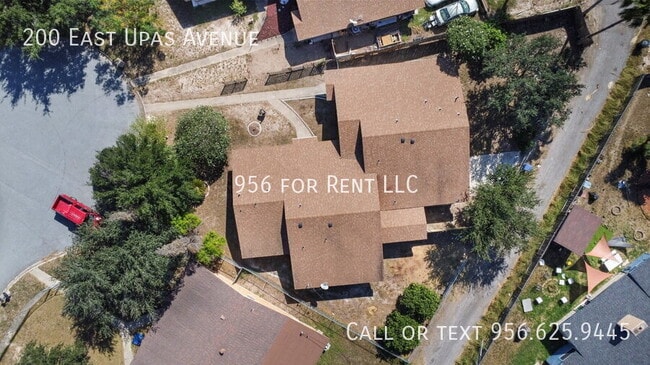 Building Photo - 200 E Upas Ave