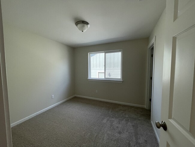 Building Photo - 608 Havenwood Dr