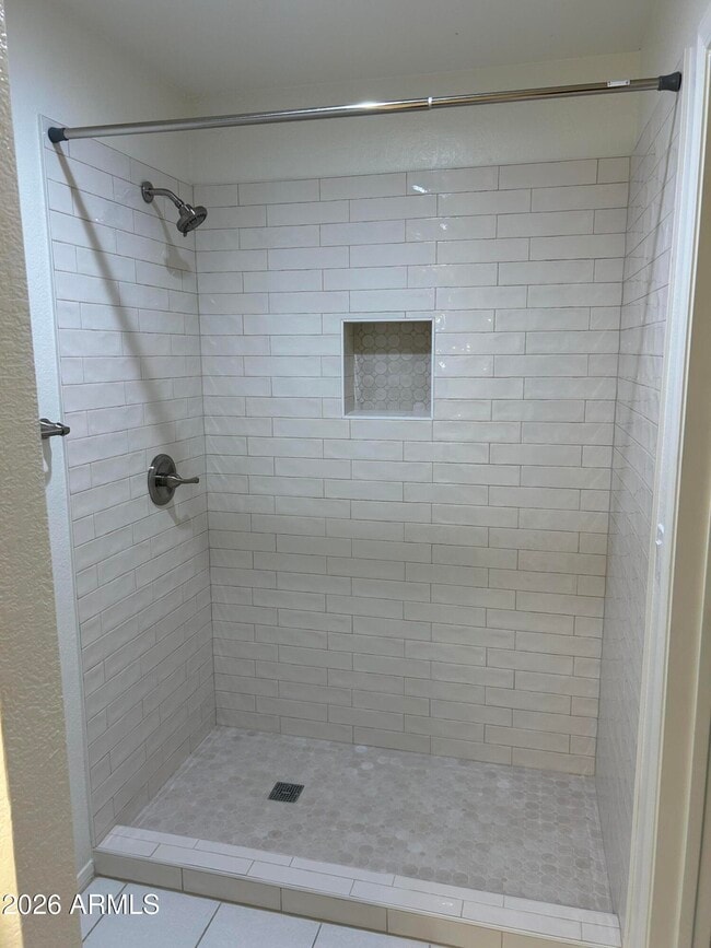 Building Photo - 5608 W Lupine Ave