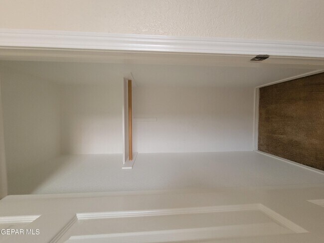 Building Photo - 14044 Peter Noyes Dr