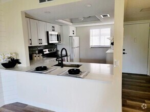 Building Photo - 3700 Beneva South