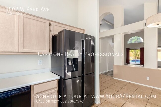 Building Photo - Beautiful 3 bedroom 2.5 bath home with pri...