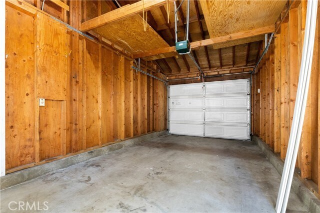 Building Photo - 1445 Prefumo Canyon Rd