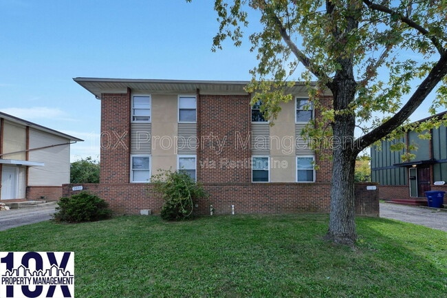 Primary Photo - 3069 Rotunda Ct S