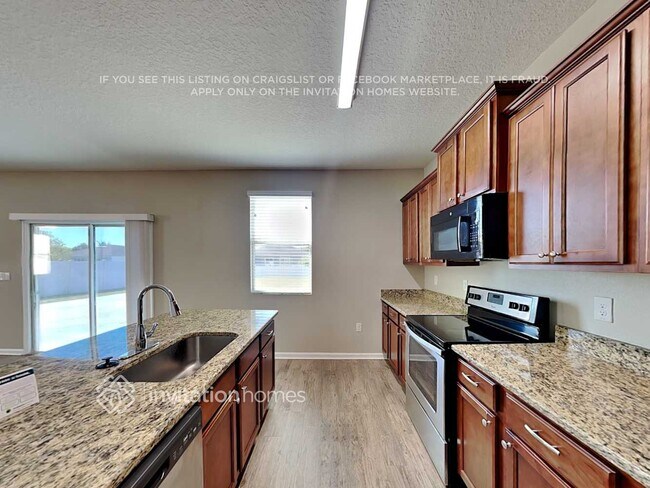 Building Photo - 3421 Canyon Falls Dr