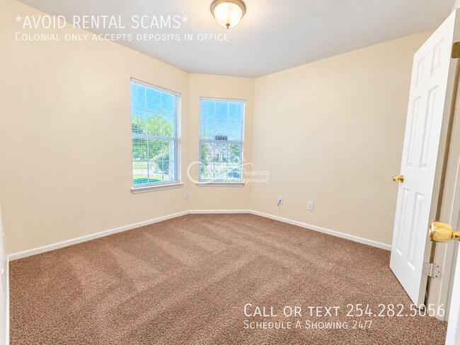 Building Photo - 4307 Adobe Dr