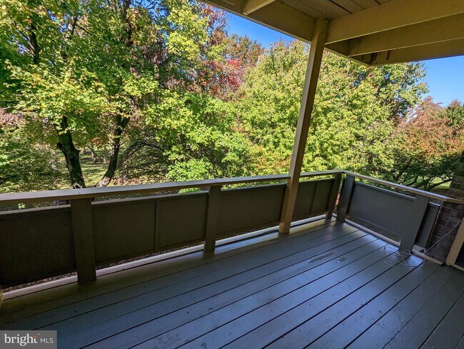 Building Photo - 7228 Donnell Pl