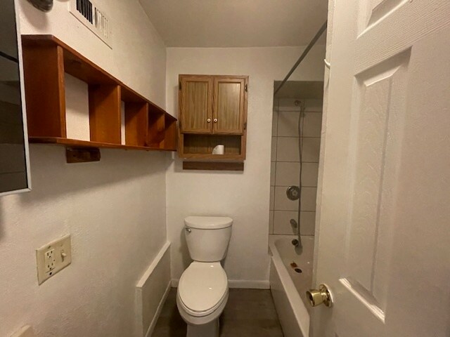 Building Photo - 52724 Ida St