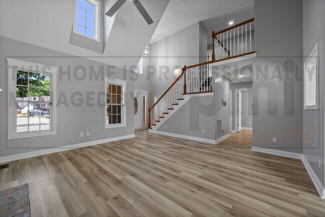 Building Photo - 1336 Southwood Ct