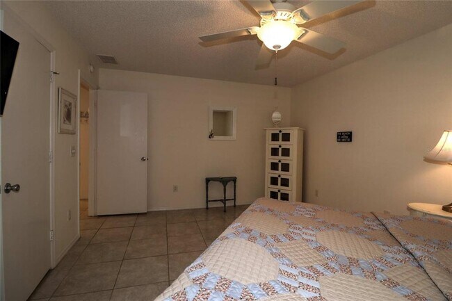 Building Photo - 1736 Watts Mill Way