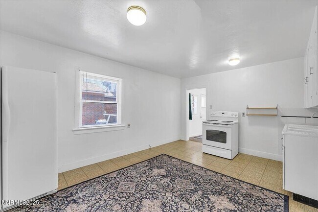 Building Photo - 1145 Seminary Ave