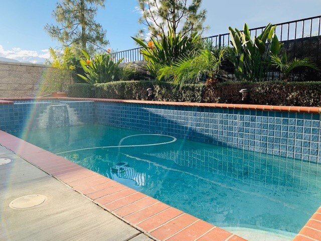 Building Photo - 973 Naples Dr