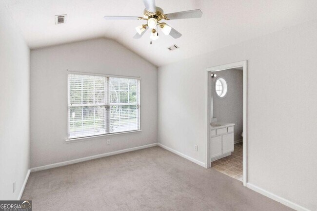 Building Photo - 239 Brookview Dr