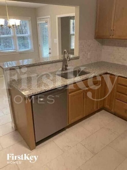 Building Photo - 184 Fremont Loop