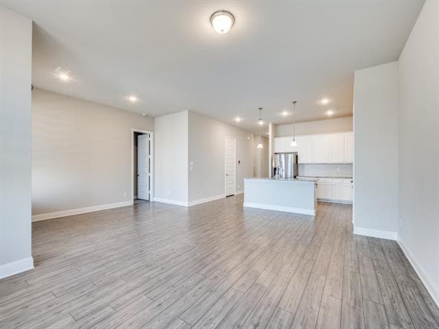 Building Photo - 1922 Renwick Dr