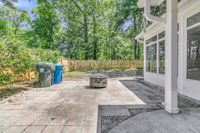 Building Photo - 109 Runnymede Ln