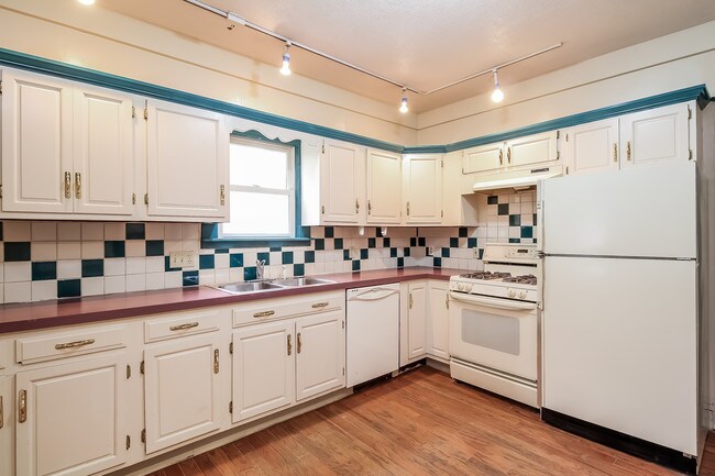 Building Photo - 259 Valley Ave NW