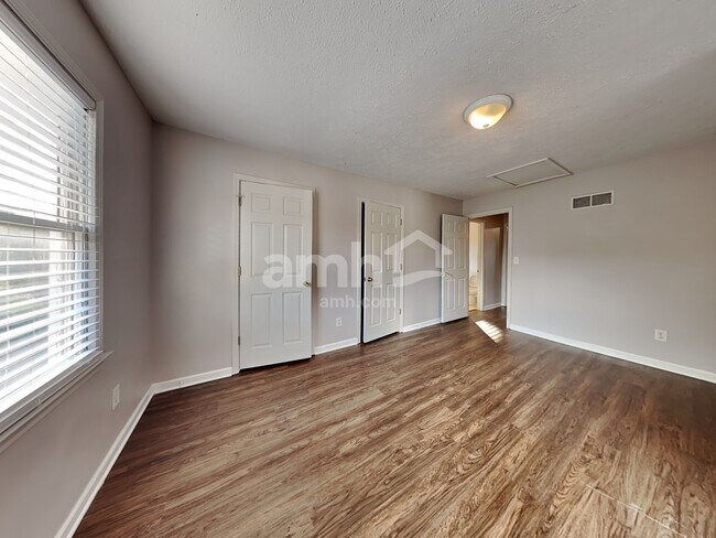 Building Photo - 420 Etowah Valley Way