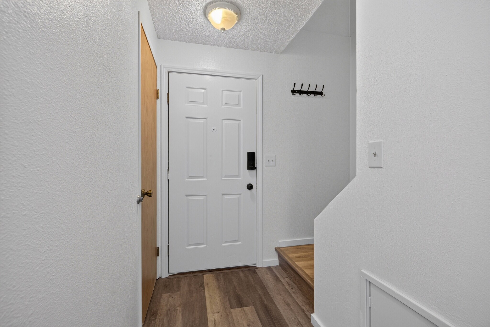 Building Photo - 10332 15th Avenue Ct E