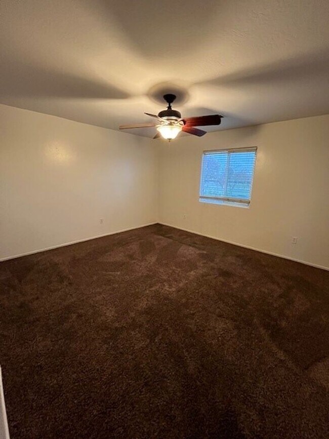 Building Photo - 11515 Presidential Rd