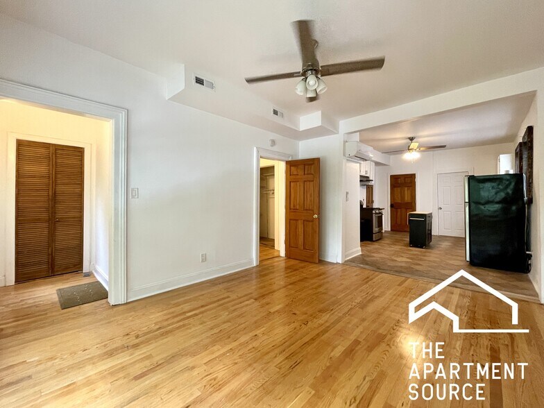 Building Photo - 2638 W Belden Ave