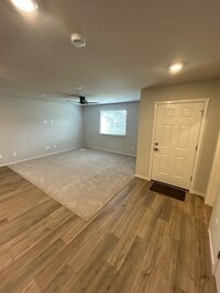 Building Photo - 610 Pickering Ln