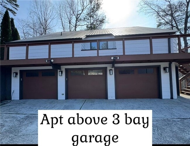 Building Photo - 1685 Chevron Way