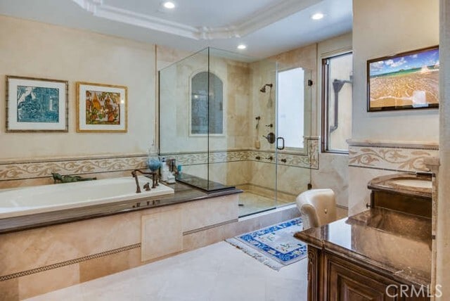 Building Photo - 707 Esplanade