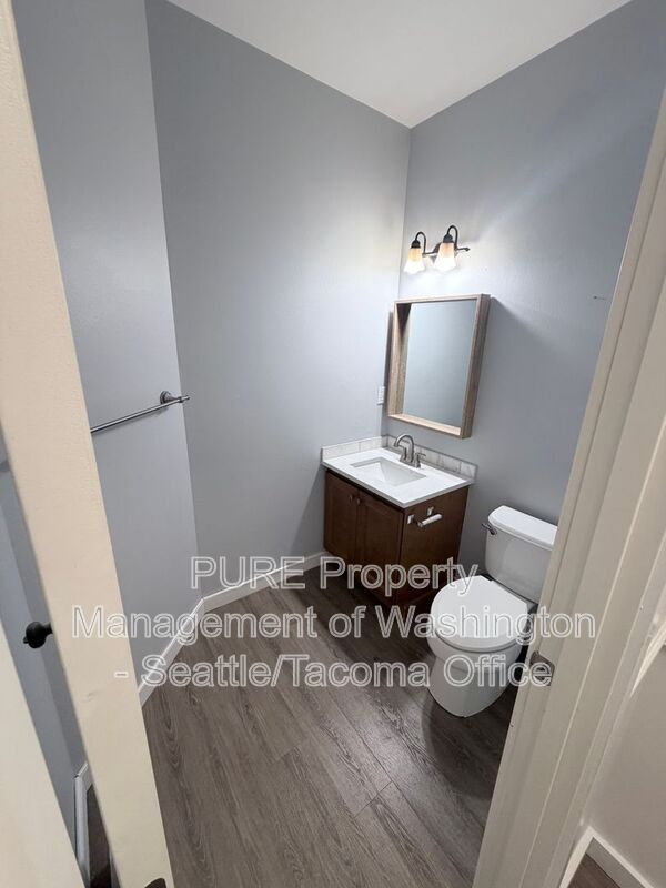 Building Photo - 1725 SW 346th Pl