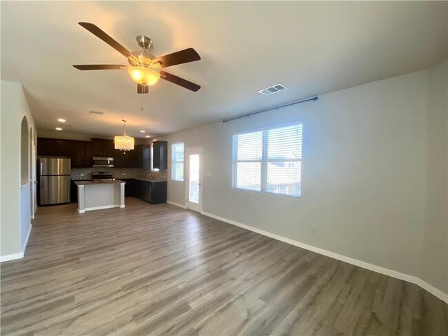 Building Photo - 7320 Sunset Heights Cir