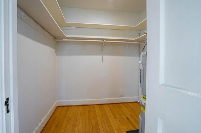 Building Photo - Roundcliffe - 2 bedrooms