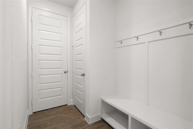 Building Photo - 123 Plumbago Loop