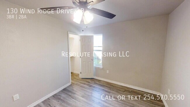 Building Photo - 130 Wind Ridge Dr