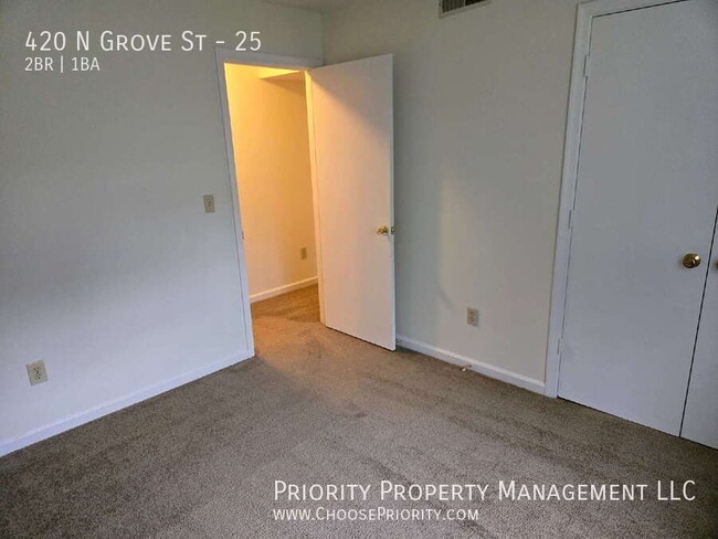 Building Photo - 420 N Grove St