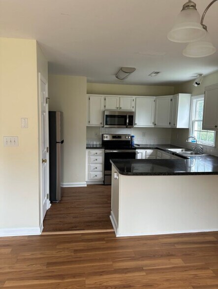 Building Photo - 1786 Ammons Dr