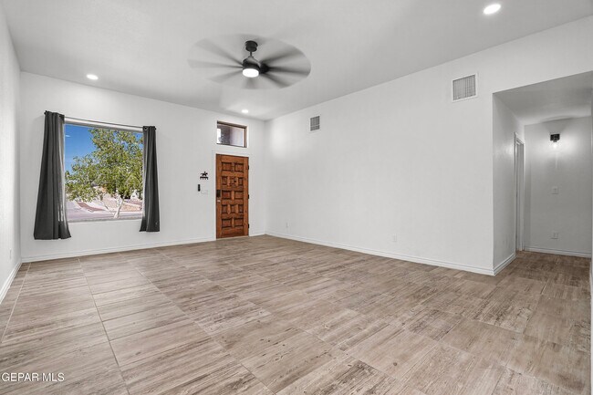 Building Photo - 12842 Osmotherley Ave