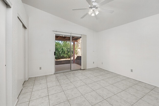 Building Photo - 5230 W Wood Owl Dr