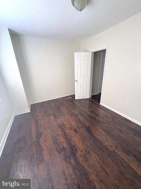 Building Photo - 1518 S Marston St